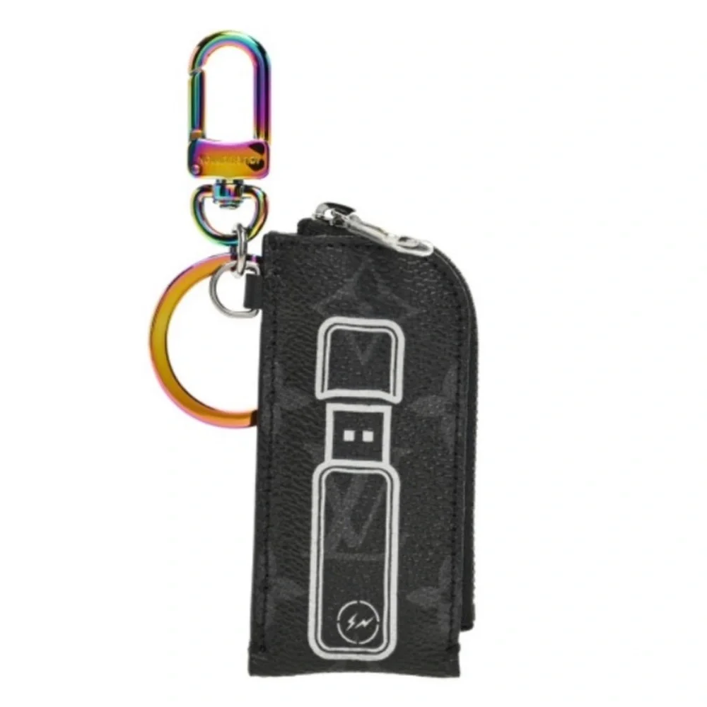 EUC Black Louis Vuitton eclipse USB Drive Holder with Multicolor Keychain